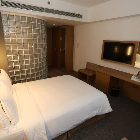 Holiday Inn Express Shanghai Jinsha By Ihg Dış mekan fotoğraf