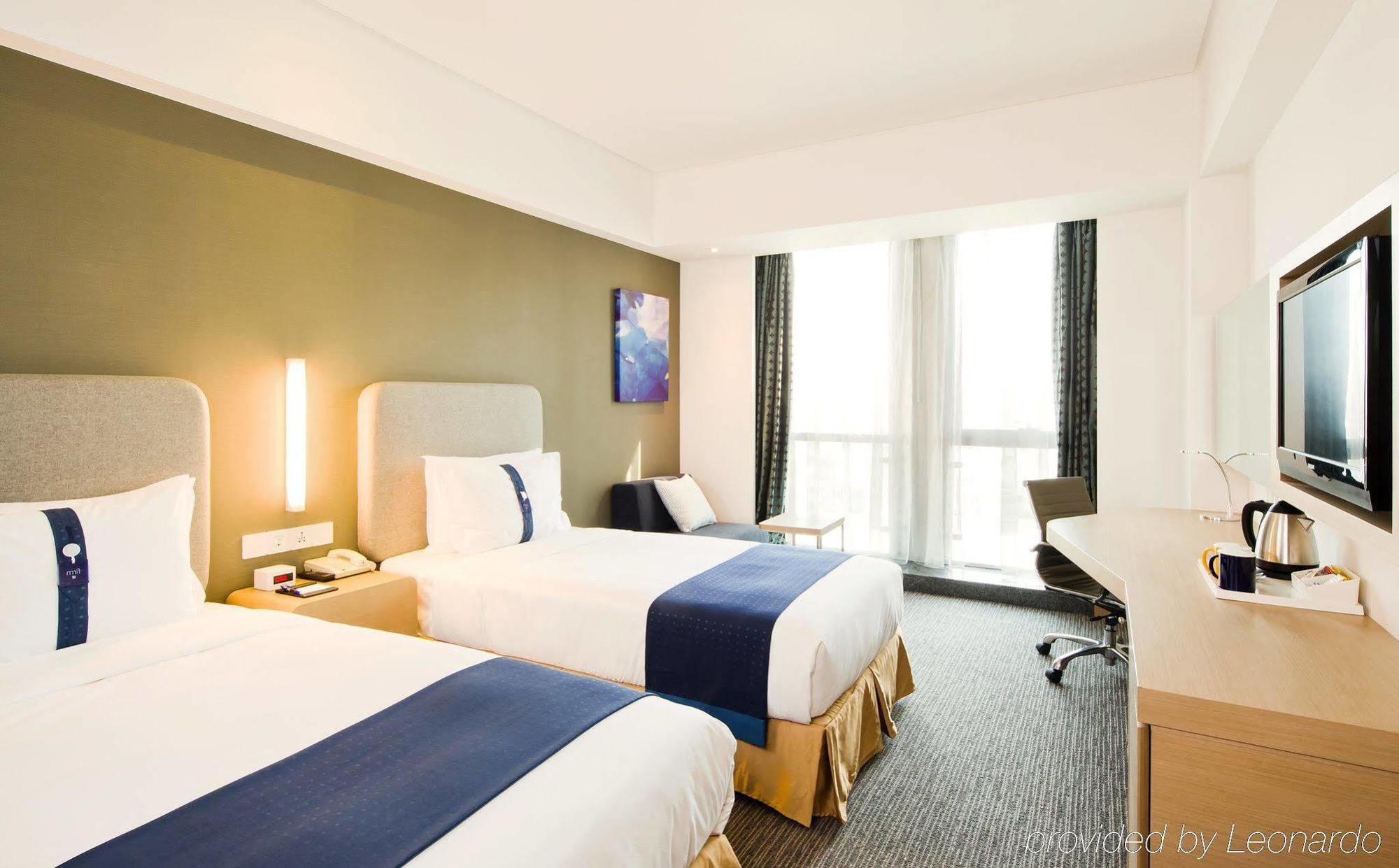Holiday Inn Express Shanghai Jinsha By Ihg Dış mekan fotoğraf